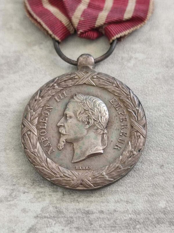 medal for the Italian campaign signed BARRE