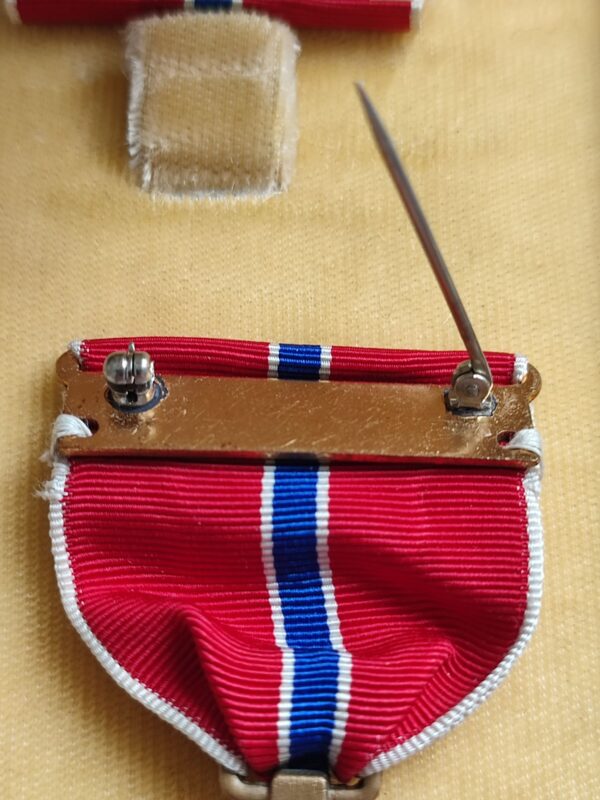 typical brooch ww2