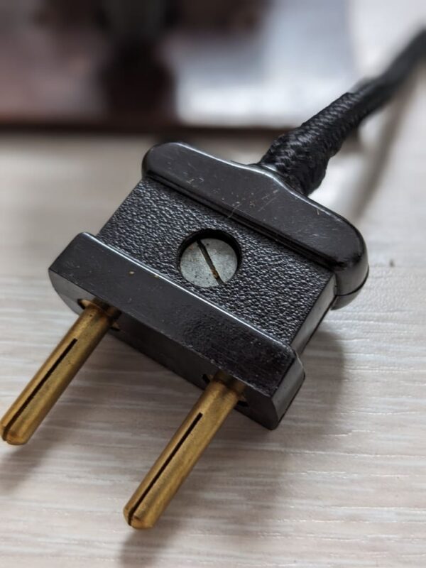 WW2: plug of the morse key Baumuster T1