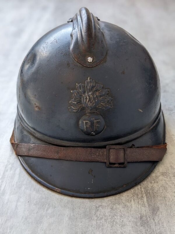 ww1 french helmet general view