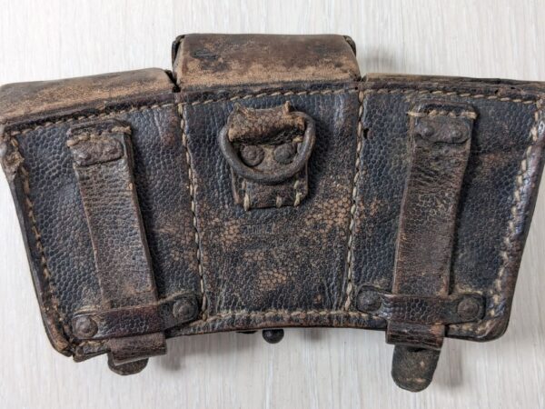 ww2 k98 ammo pouch back view