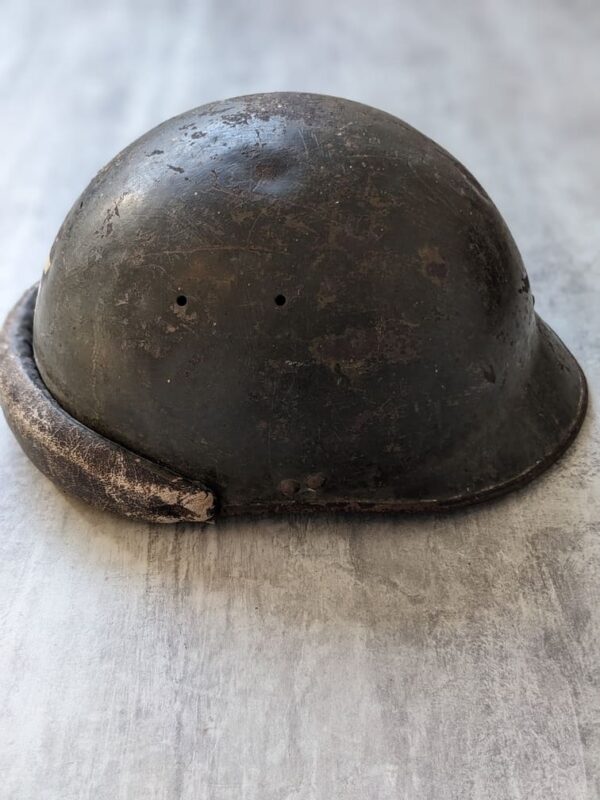 ww2 model 1935-37 french helmet left side view