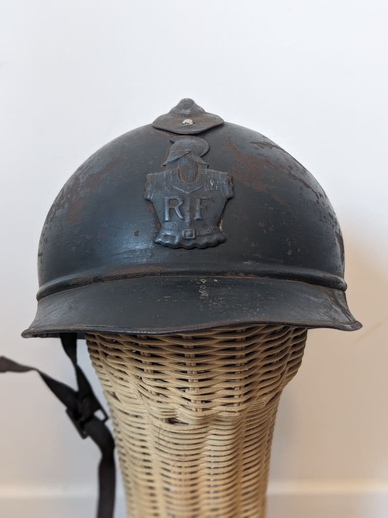 ww1 french engineer adrian helmet general view