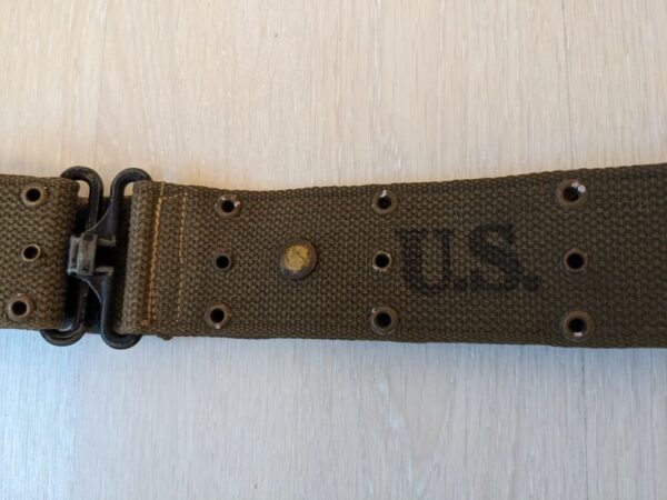 ww2 US army pistol belt press stud