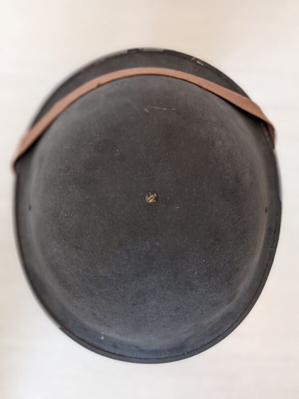 world war II british mkiii helmet top view