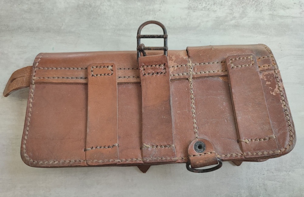 French Ammunition Pouch Mdl 1935/37, WW2 - Image 2