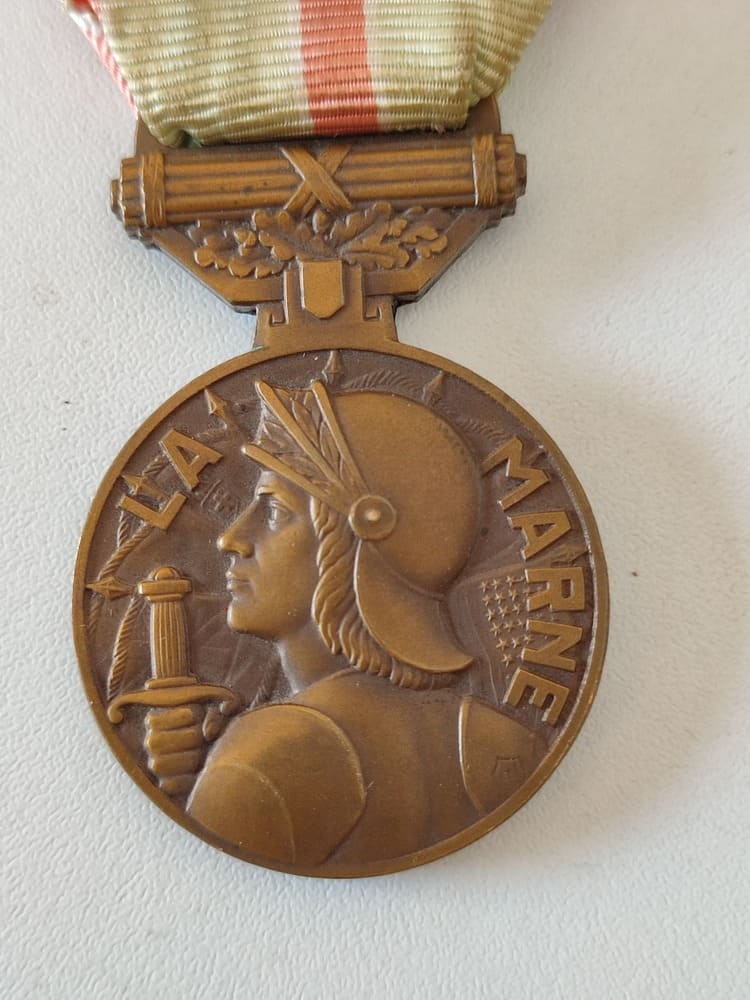 Set of Two Medals Awarded to a Zouave: Battles of the Marne and the Somme - Image 3