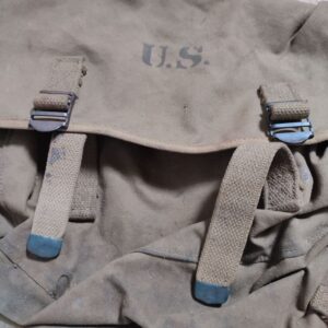 US M36 Musette Bag of a Medical Captain