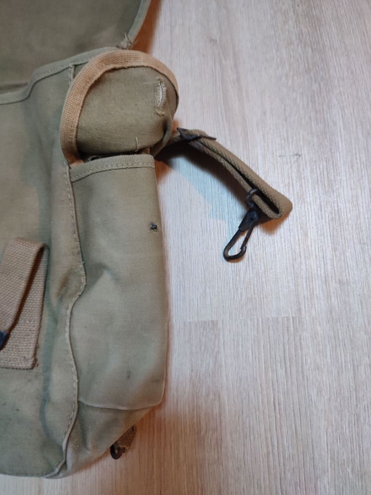 US M-36 Rubberized Musette Bag - Image 6