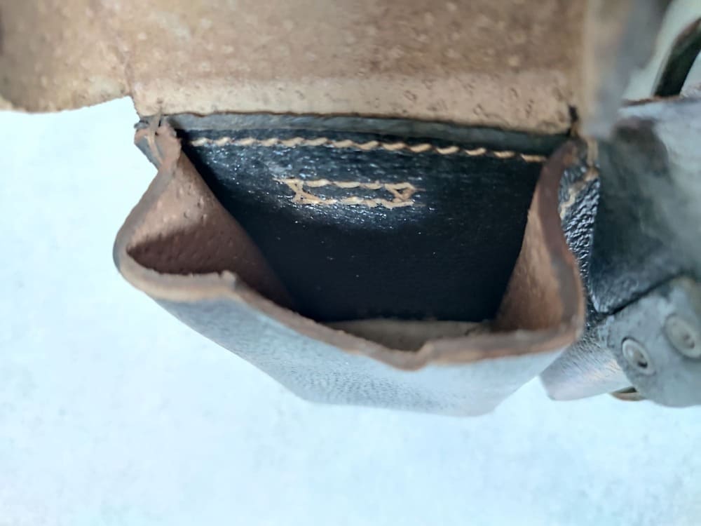 Post-War Kar98k Ammunition Pouch - Image 7