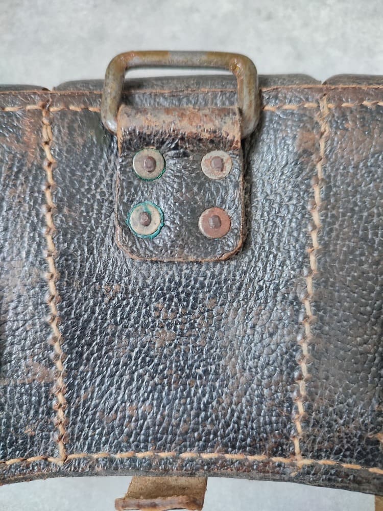 Post-War Kar98k Ammunition Pouch - Image 6