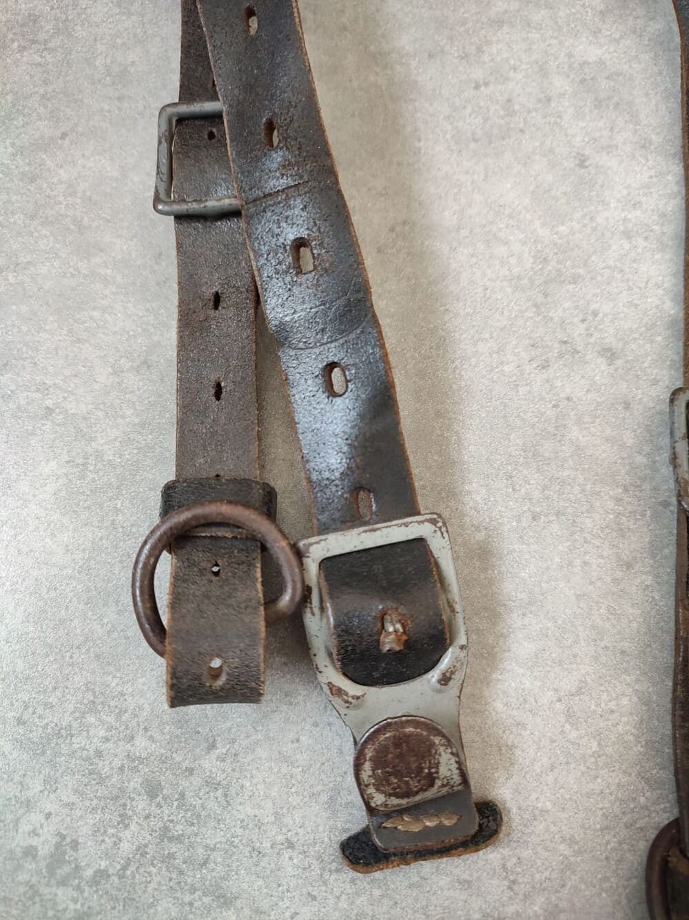 German WWII Heavy Y-Straps - Image 4