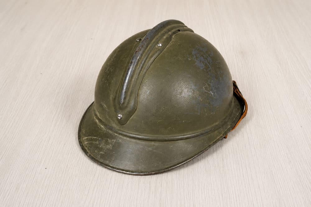 Model 1915 Adrian Infantry Helmet, Reconditioned in 1940 - Image 4