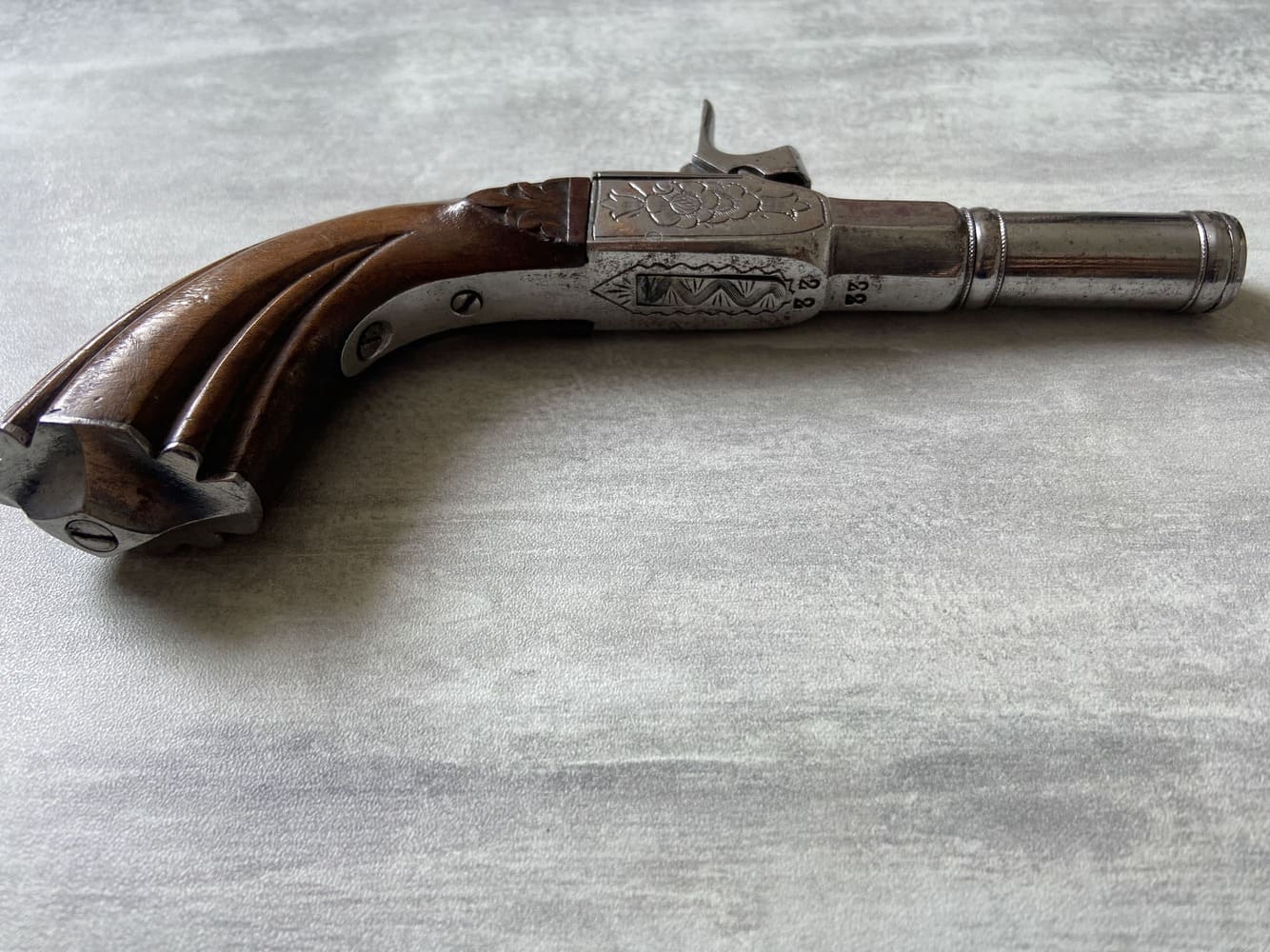 Small Boxlock Percussion Pistol, France, circa 1860 - Image 3