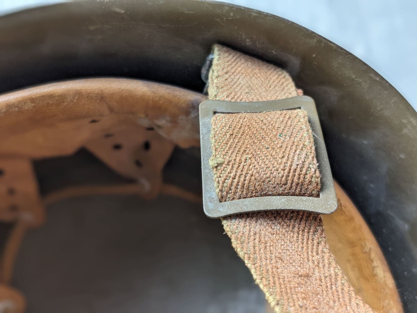Italian M933/47 Helmet - Image 10