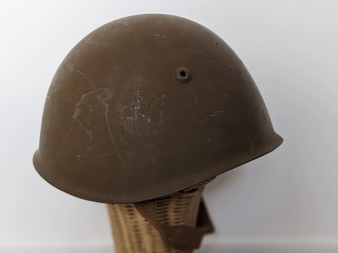 Italian M933/47 Helmet - Image 4