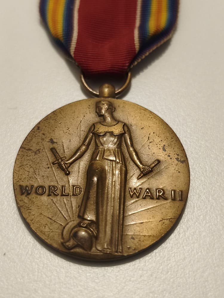 US World War II Victory Medal - Image 2