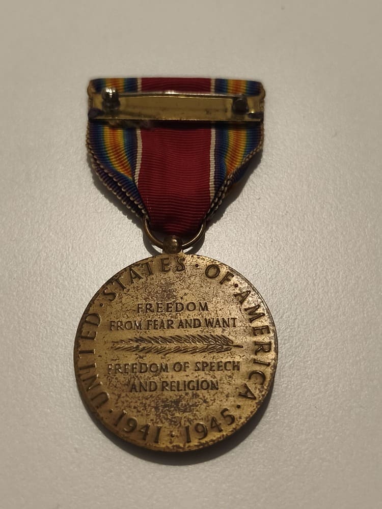US World War II Victory Medal - Image 3